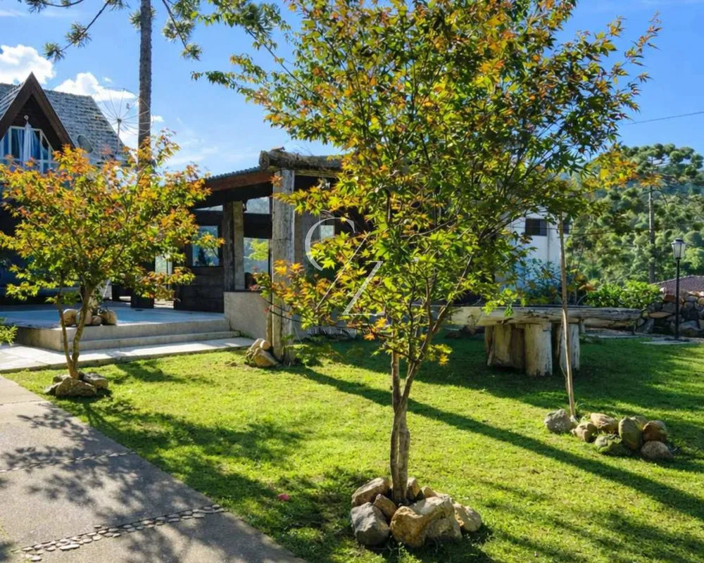 Casa, 4 quartos, 198 m² - Foto 2