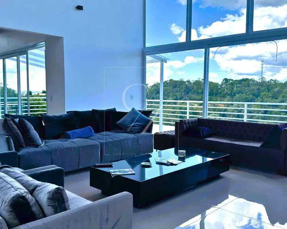 Casa, 4 quartos, 330 m² - Foto 1