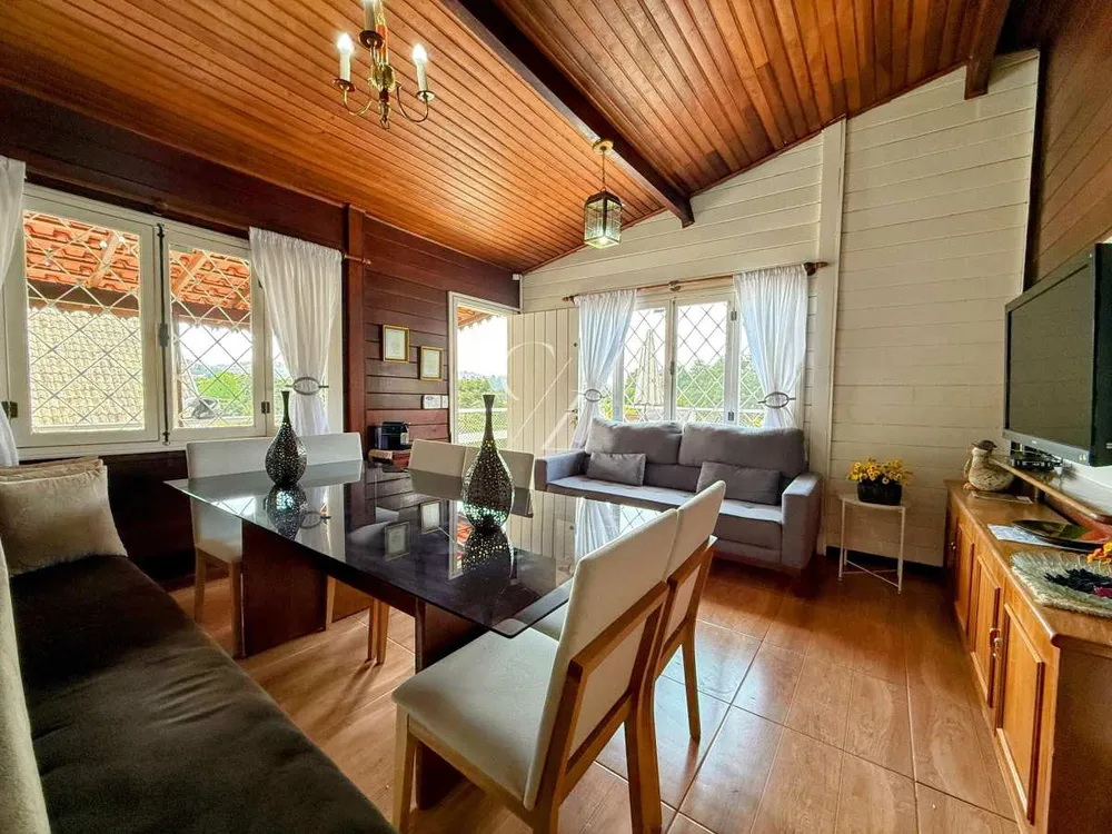 Casa, 4 quartos, 370 m² - Foto 1
