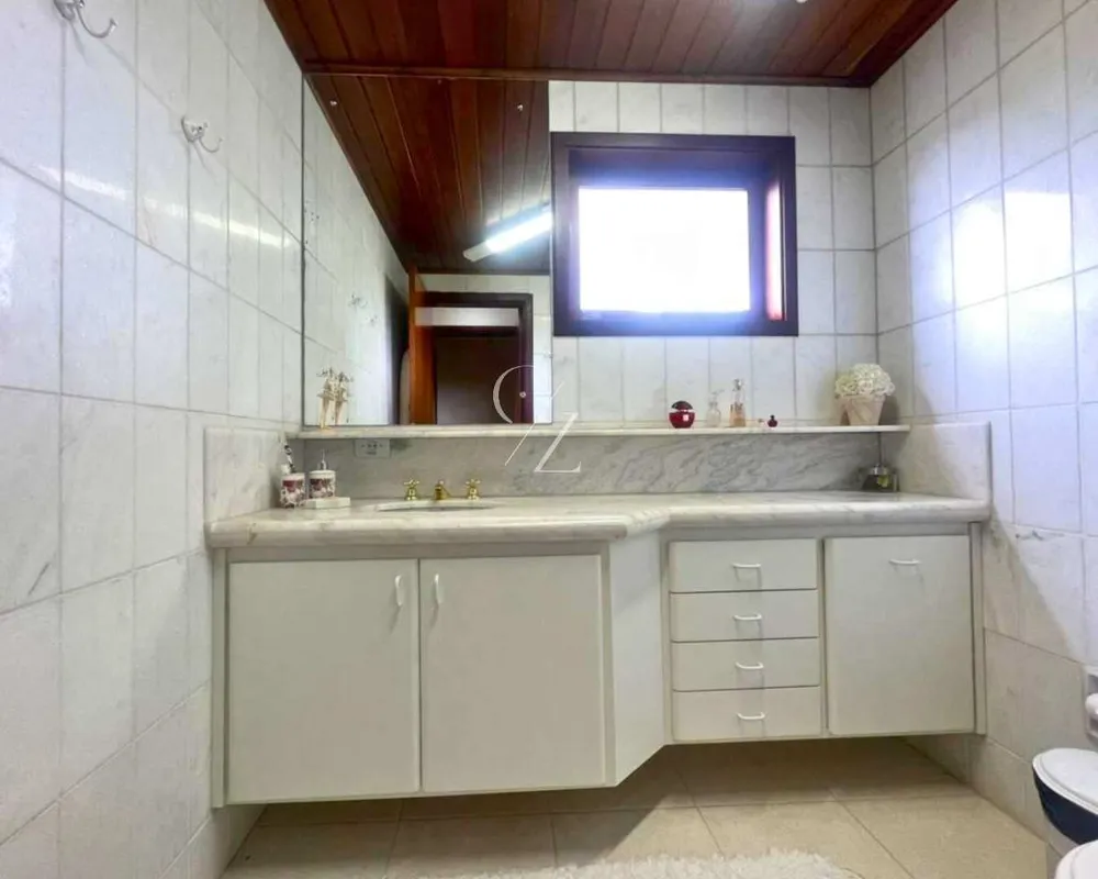 Apartamento, 3 quartos, 196 m² - Foto 11