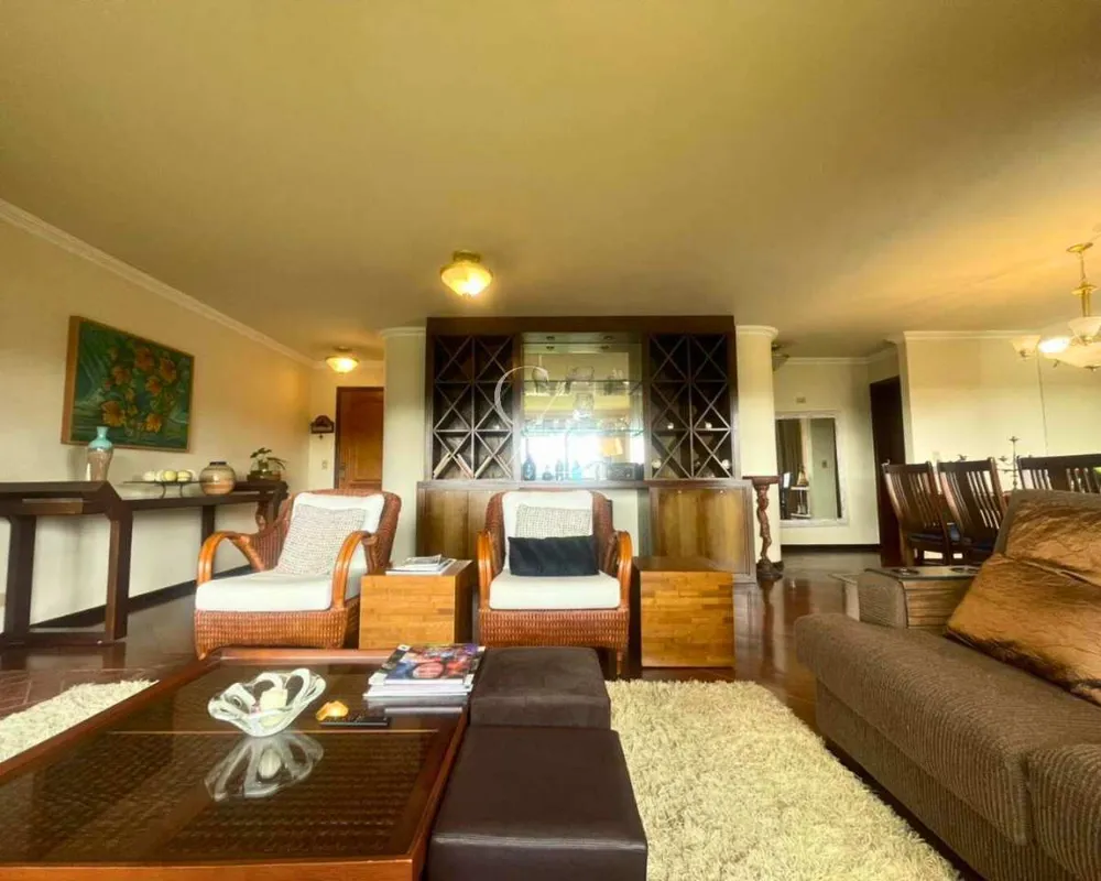 Apartamento, 3 quartos, 196 m² - Foto 1