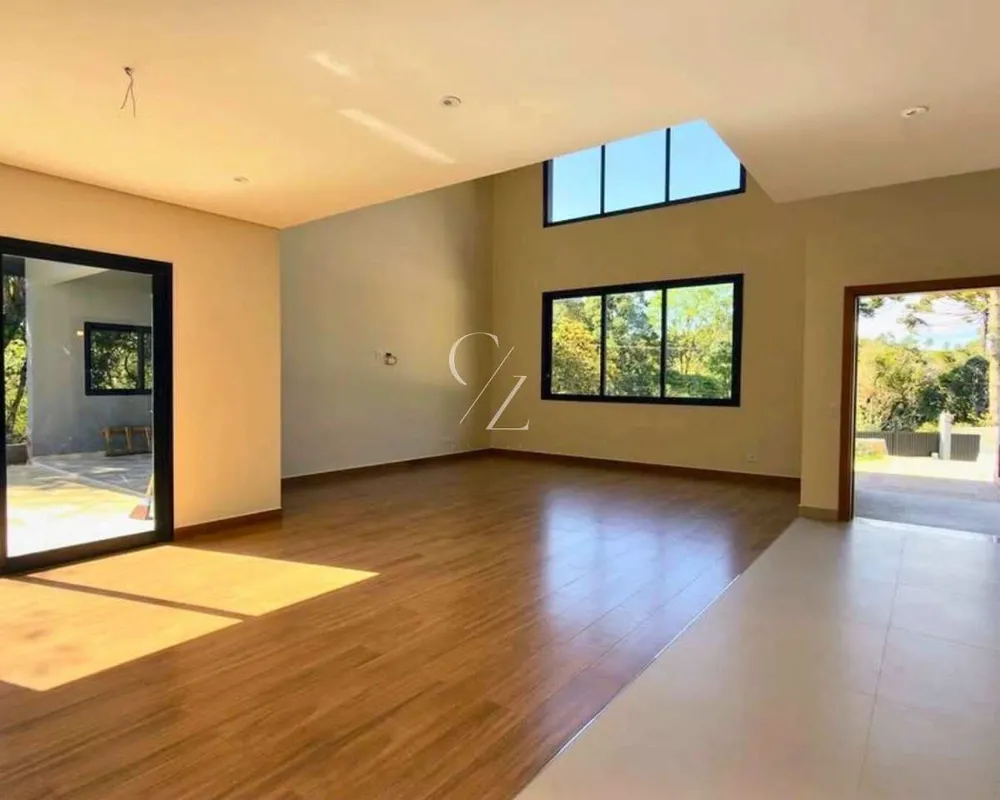 Casa, 5 quartos, 321 m² - Foto 2