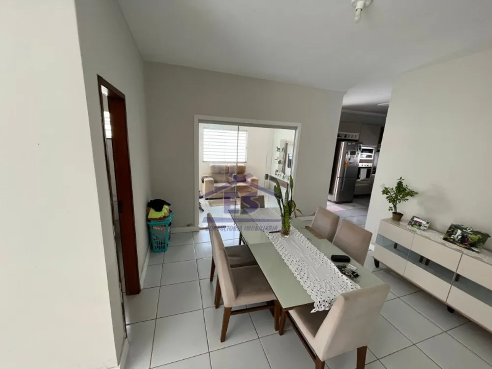 Casa, 3 quartos, 184 m² - Foto 4