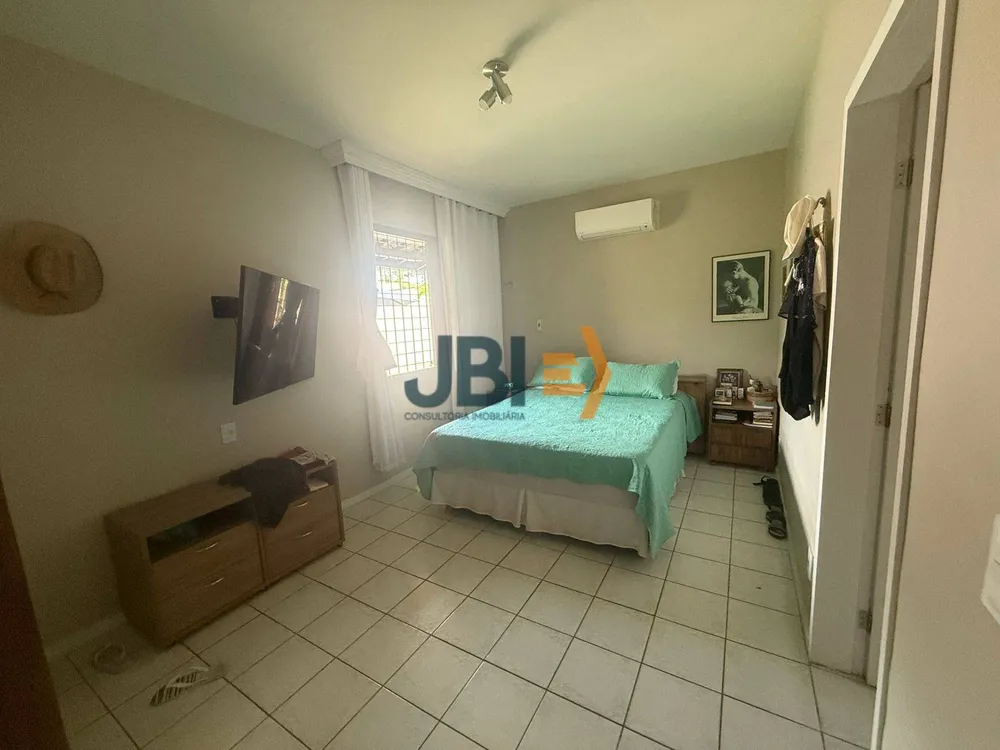 Casa, 4 quartos, 270 m² - Foto 9