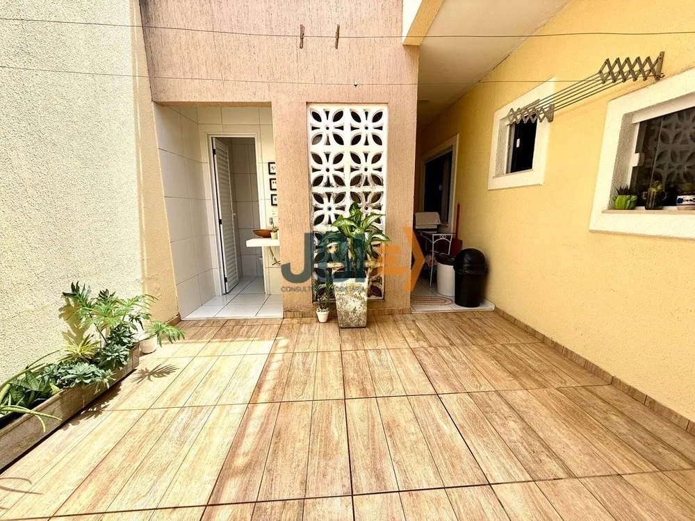 Casa, 3 quartos, 200 m² - Foto 12