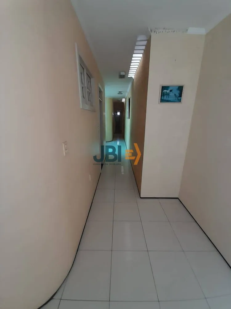 Casa, 4 quartos, 360 m² - Foto 4