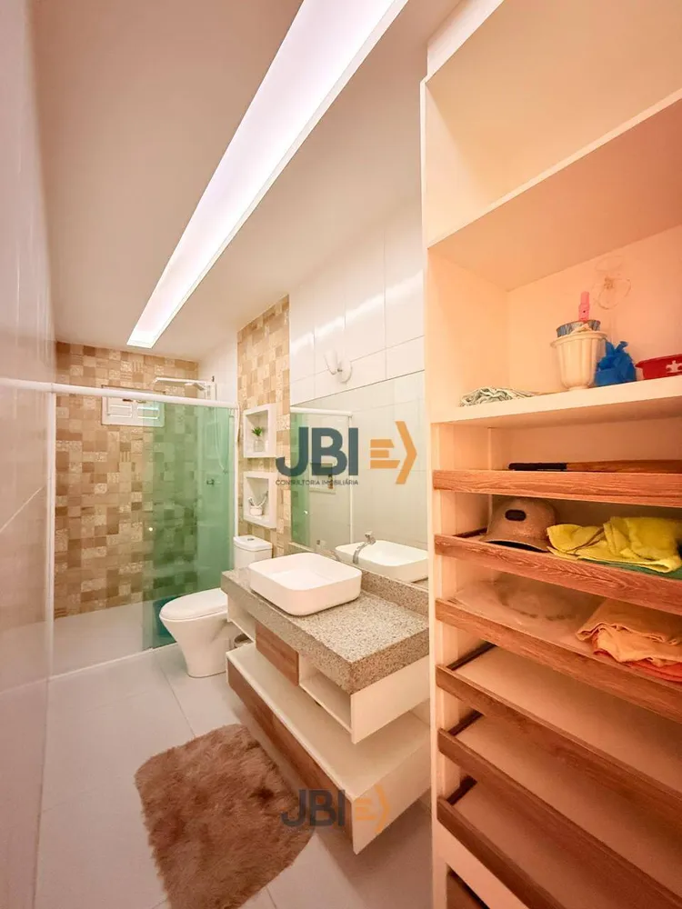Casa, 6 quartos, 1800 m² - Foto 1