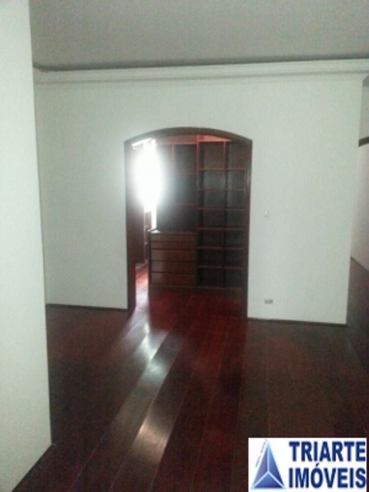 Sobrado, 3 quartos, 200 m² - Foto 1
