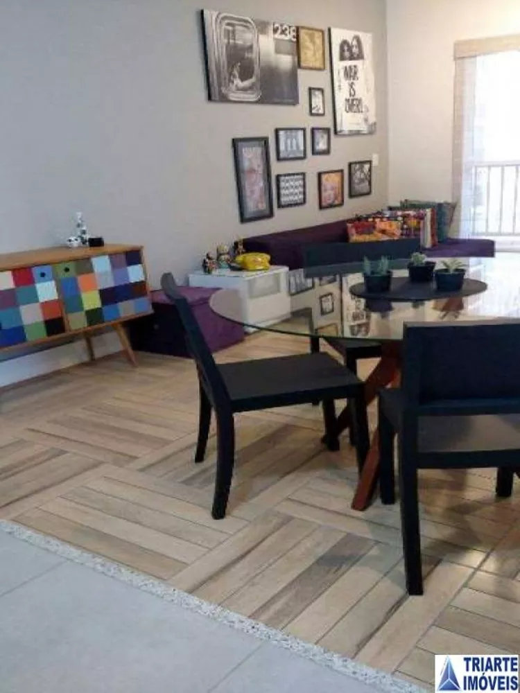 Apartamento à venda com 3 quartos, 65m² - Foto 2