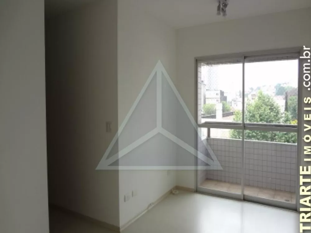 Apartamento à venda com 3 quartos, 75m² - Foto 2