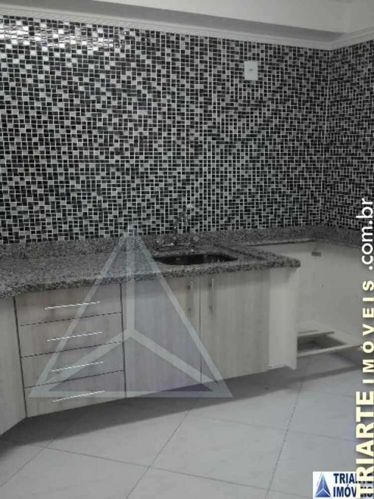 Apartamento à venda com 2 quartos, 58m² - Foto 4