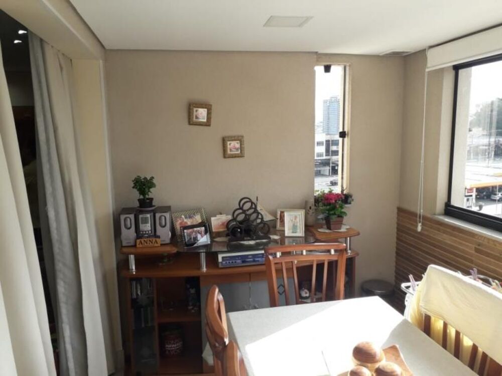 Apartamento à venda com 2 quartos, 58m² - Foto 4