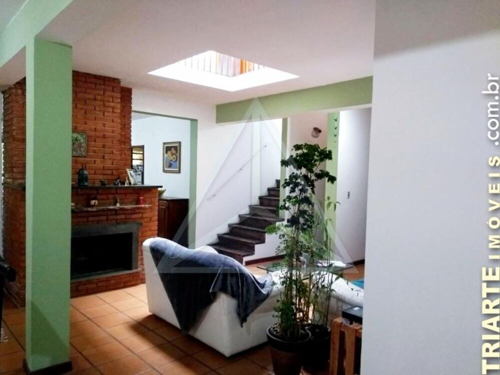 Sobrado, 221 m² - Foto 2