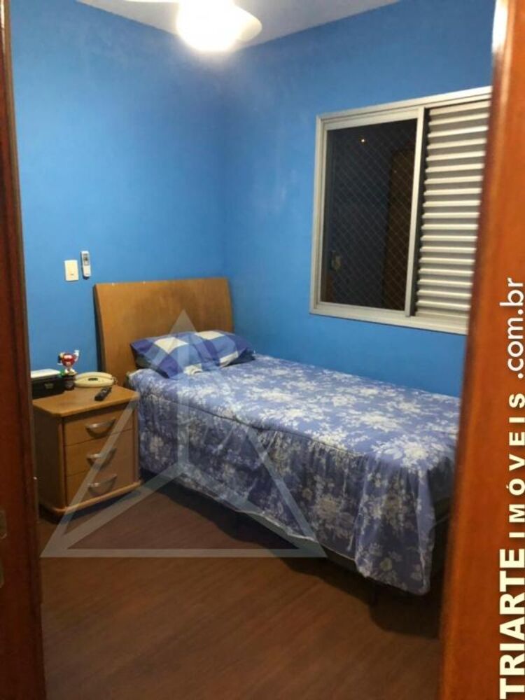 Apartamento à venda com 3 quartos, 70m² - Foto 3