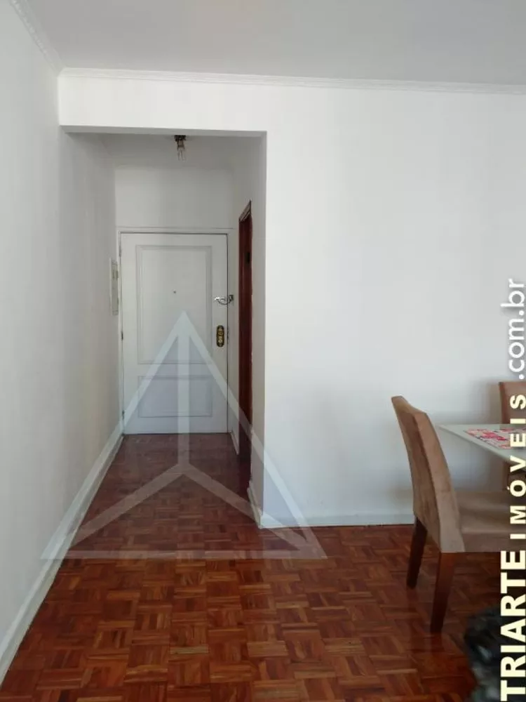 Apartamento à venda com 3 quartos, 74m² - Foto 2