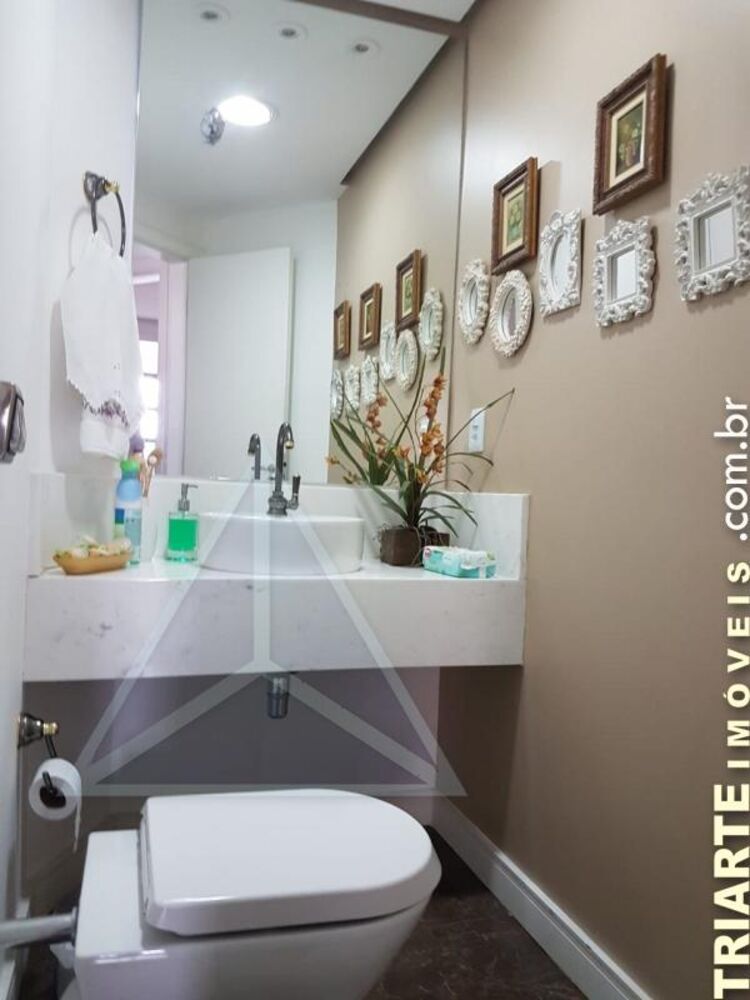 Cobertura, 3 quartos, 245 m² - Foto 4