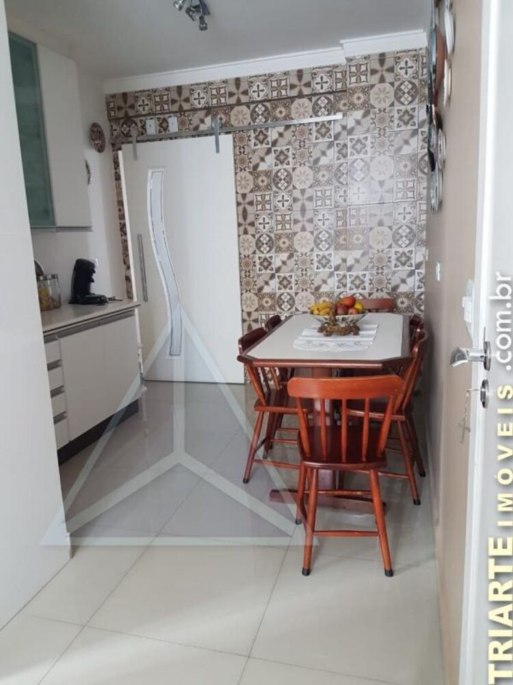 Cobertura, 3 quartos, 245 m² - Foto 3