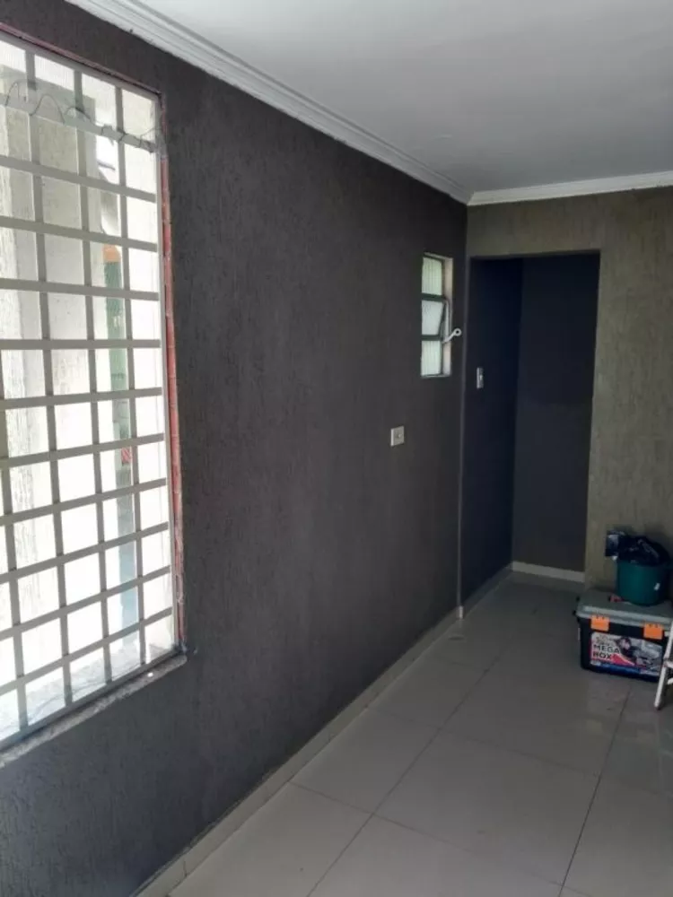 Apartamento à venda com 4 quartos, 224m² - Foto 1