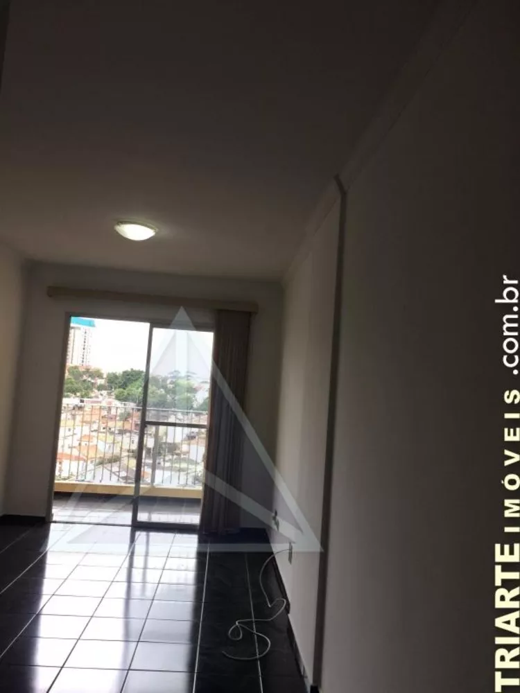 Apartamento para alugar com 3 quartos, 80m² - Foto 3