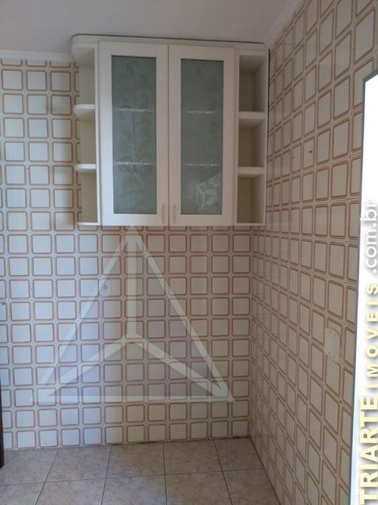 Apartamento para alugar com 3 quartos, 84m² - Foto 3