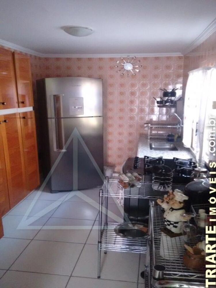 Casa, 2 quartos, 186 m² - Foto 1
