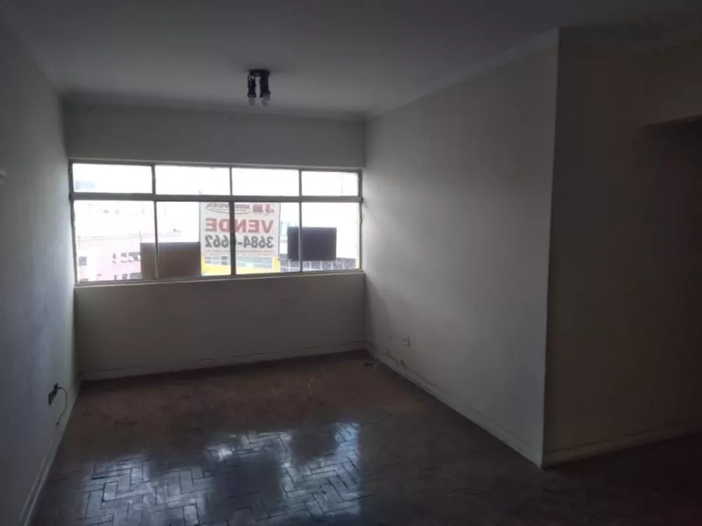 Apartamento à venda com 2 quartos, 75m² - Foto 2