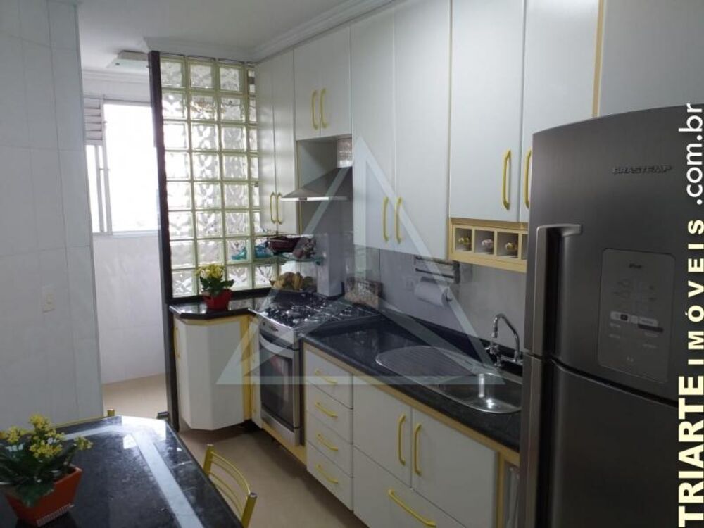 Apartamento à venda com 2 quartos, 71m² - Foto 1
