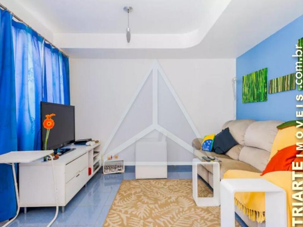 Sobrado à venda com 3 quartos, 160m² - Foto 2