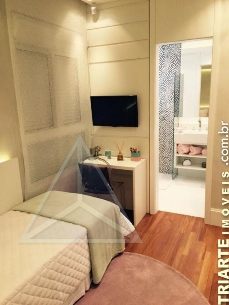 Apartamento à venda com 3 quartos, 227m² - Foto 3