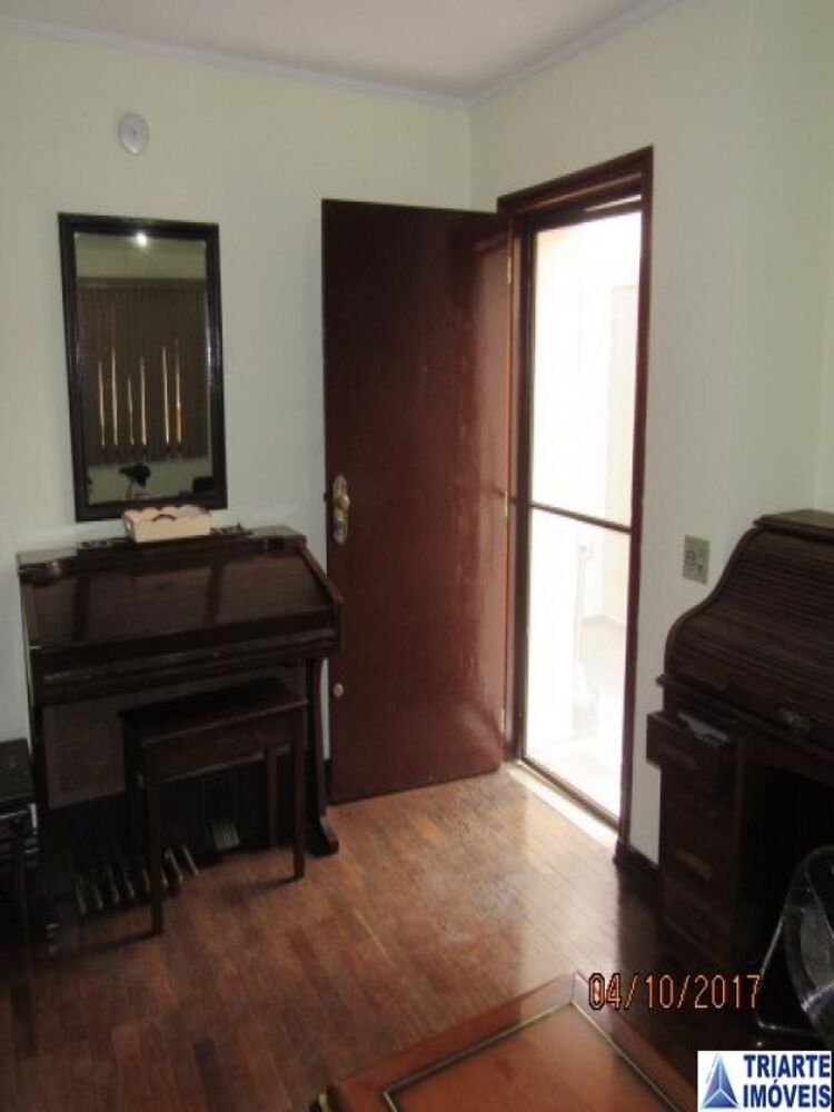 Casa, 4 quartos, 216 m² - Foto 1