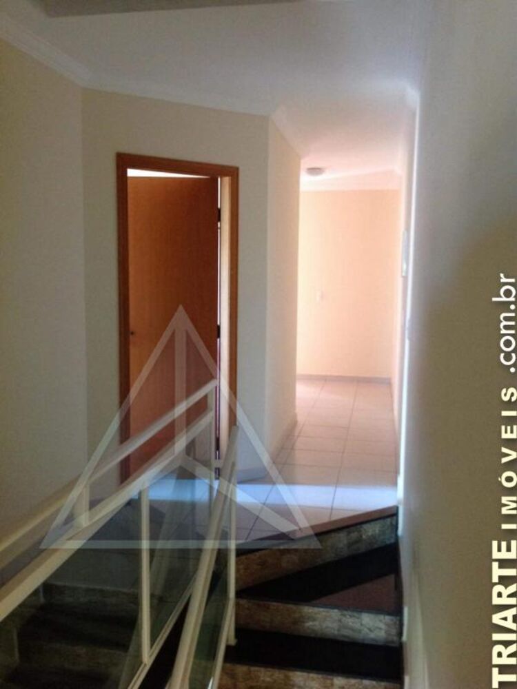 Sobrado, 4 quartos, 230 m² - Foto 2