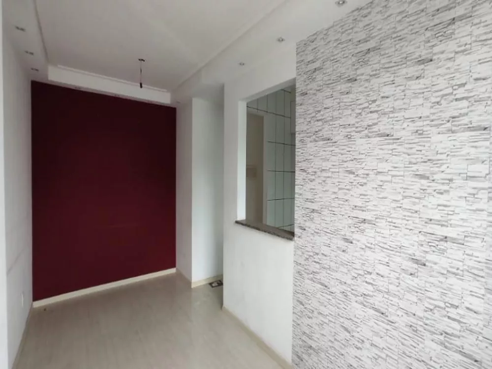 Apartamento à venda com 2 quartos, 57m² - Foto 2