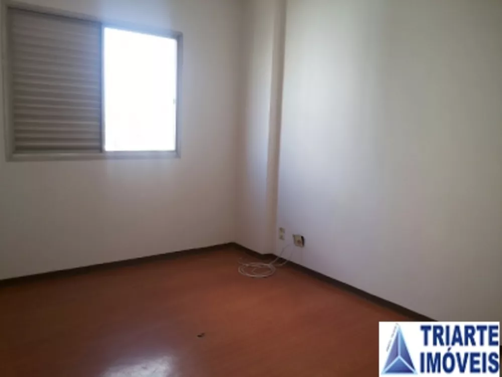 Apartamento para alugar com 2 quartos, 72m² - Foto 3