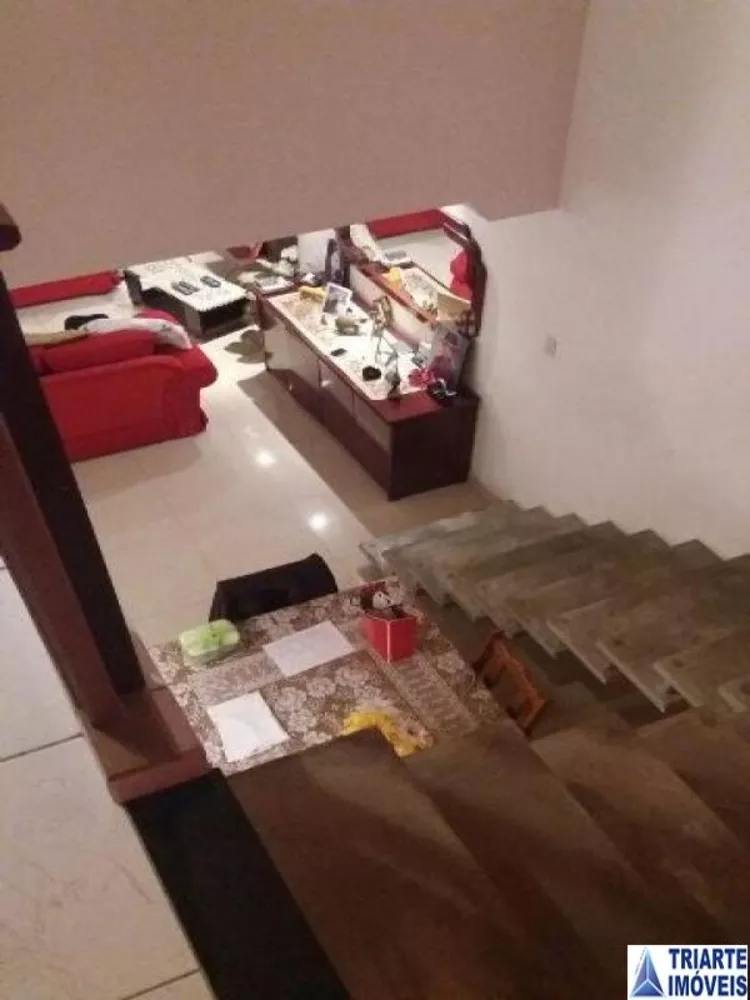 Sobrado à venda com 4 quartos, 250m² - Foto 4