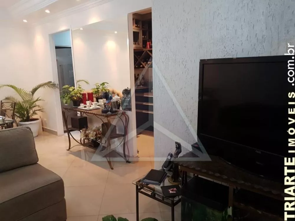 Apartamento à venda com 3 quartos, 74m² - Foto 3