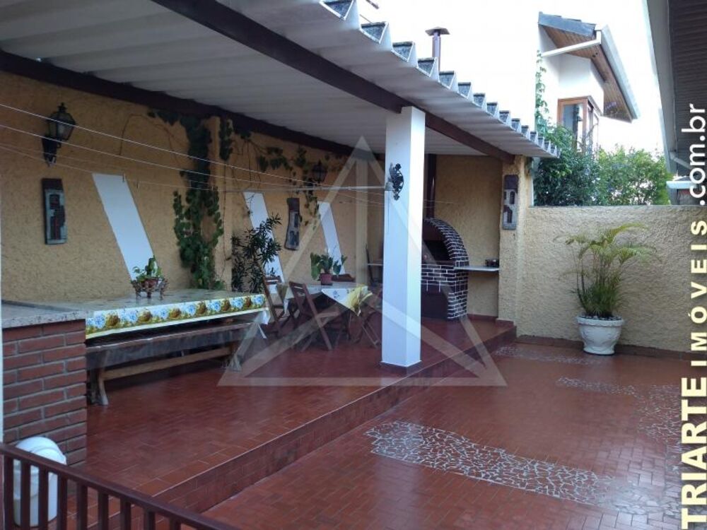 Casa, 4 quartos, 167 m² - Foto 2