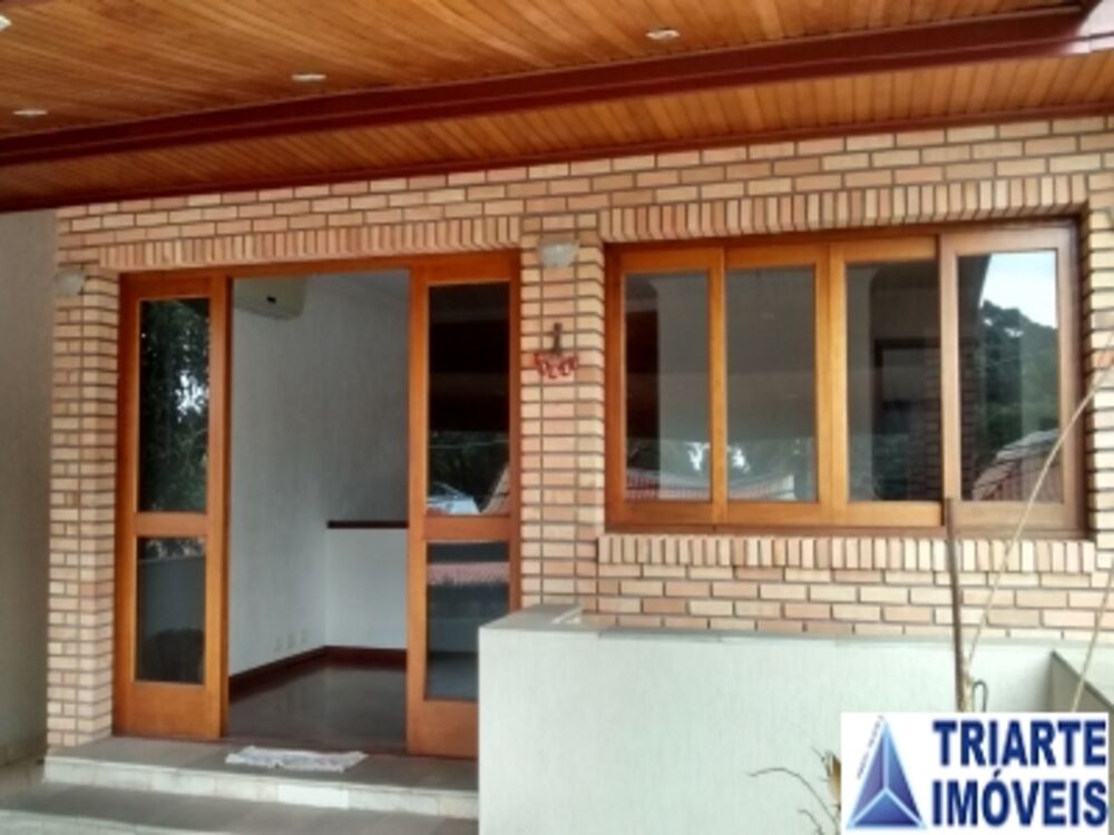 Sobrado à venda com 5 quartos, 271m² - Foto 4
