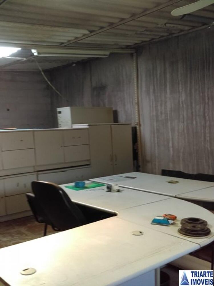 Casa para alugar com 2 quartos, 117m² - Foto 4