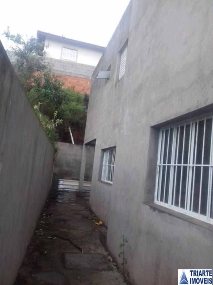 Sobrado à venda com 3 quartos, 120m² - Foto 4