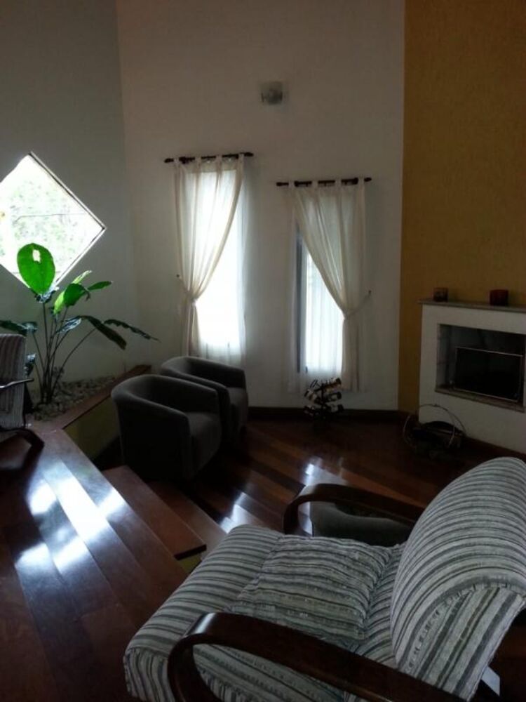 Casa, 3 quartos, 216 m² - Foto 2
