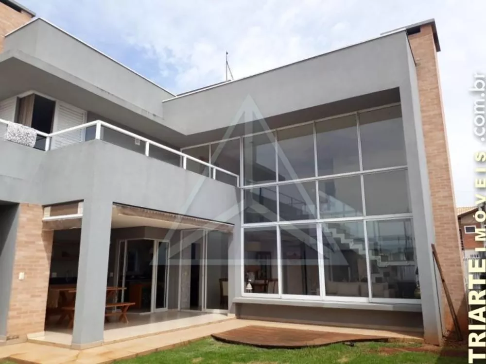 Sobrado à venda com 4 quartos, 277m² - Foto 2