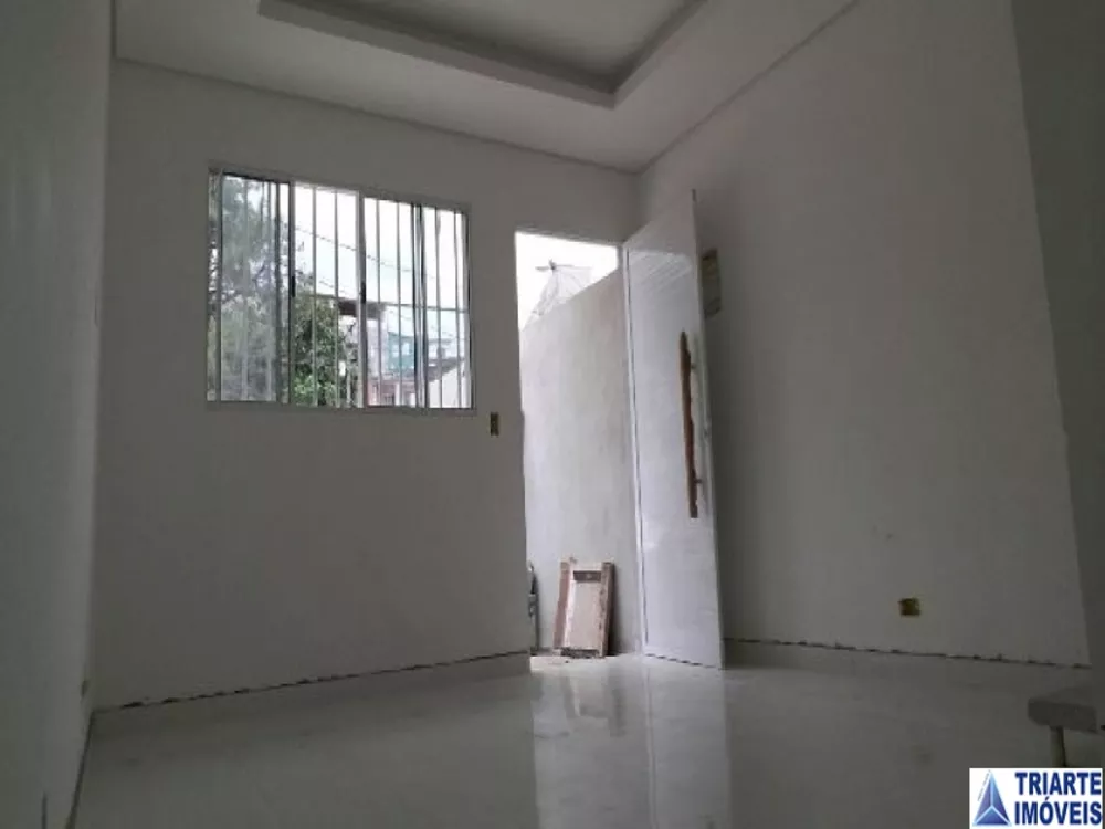 Sobrado à venda com 2 quartos, 60m² - Foto 2