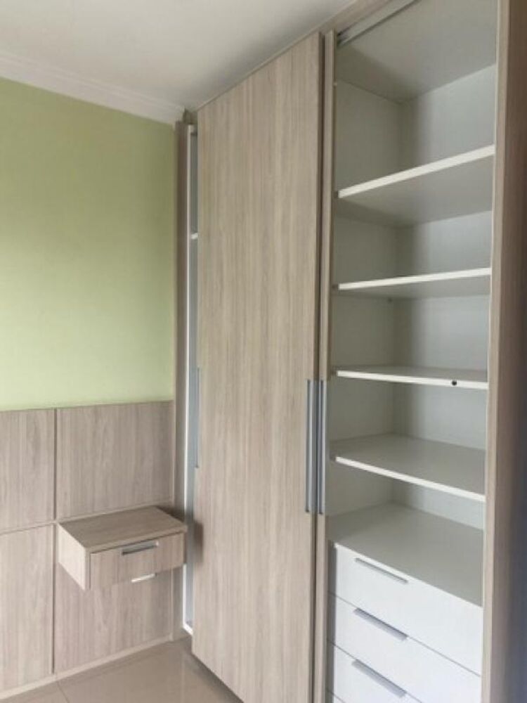 Sobrado à venda com 4 quartos, 240m² - Foto 5