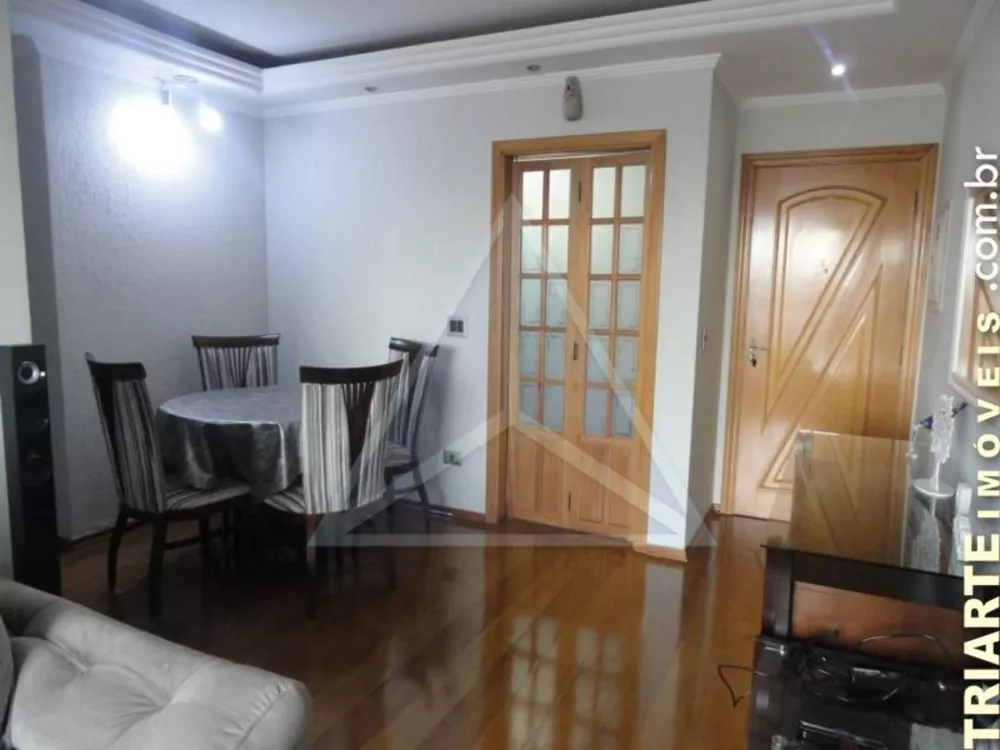 Apartamento à venda com 3 quartos, 70m² - Foto 3