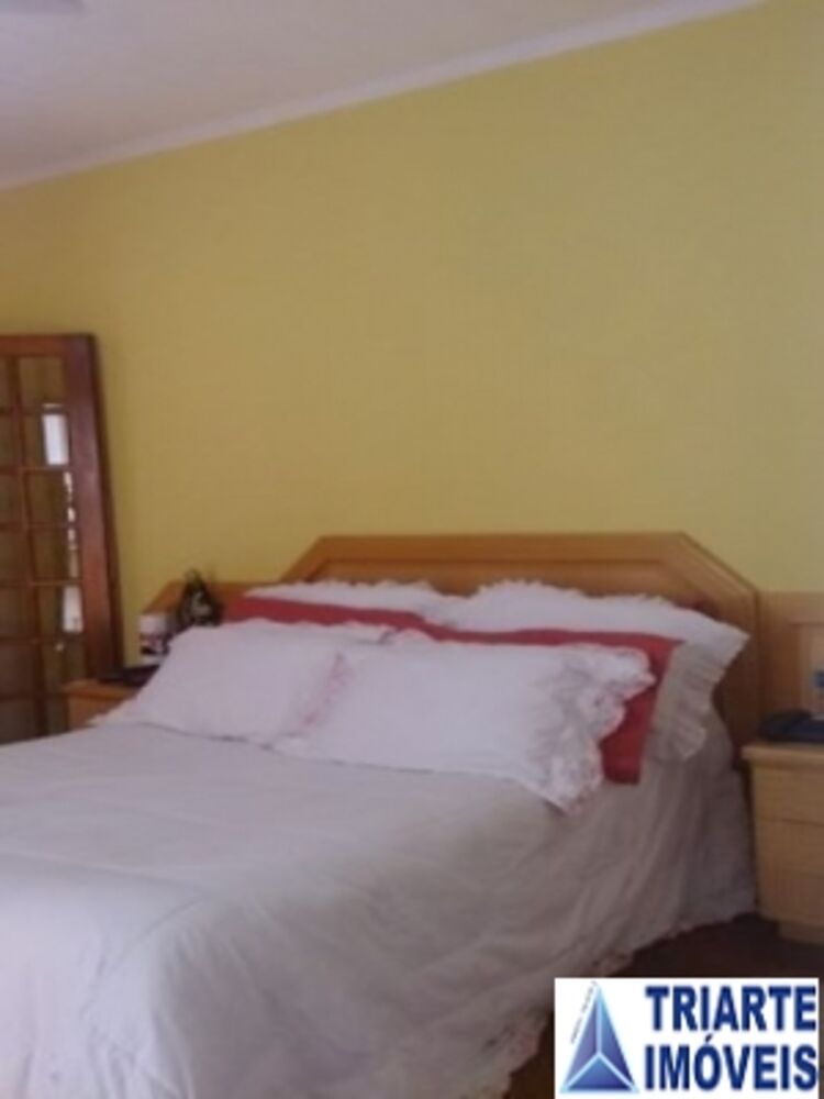 Sobrado, 4 quartos, 257 m² - Foto 1