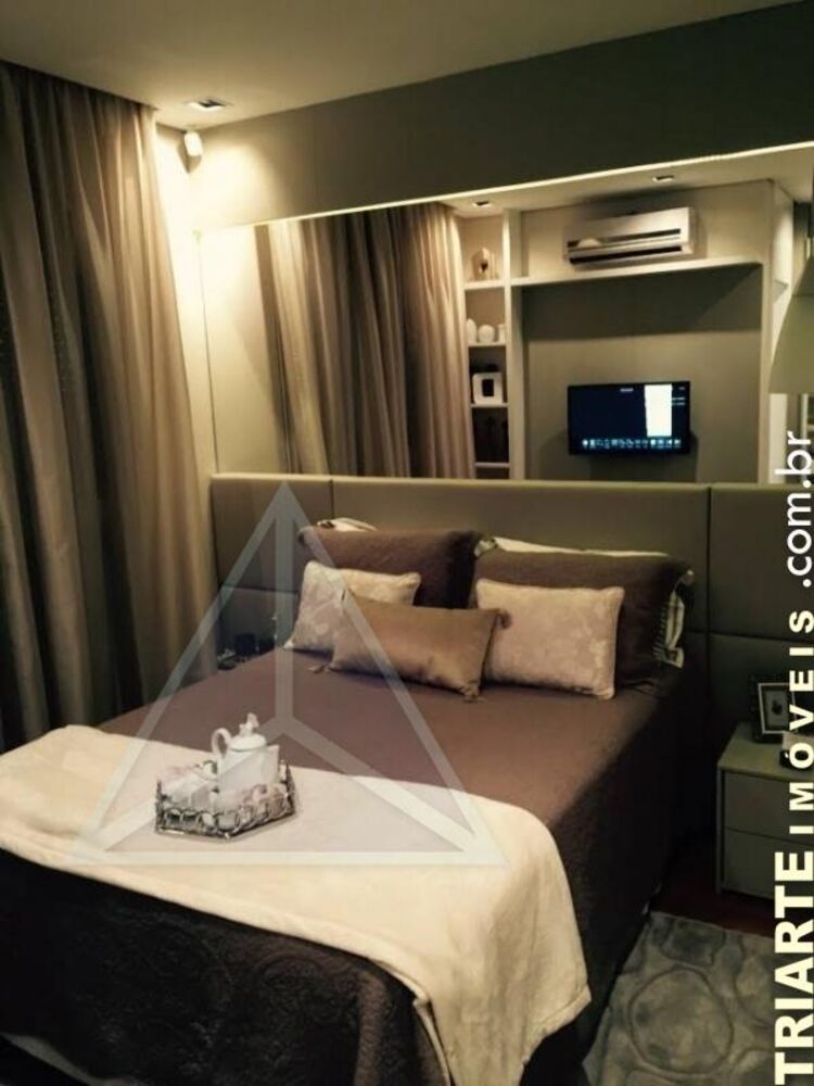 Apartamento à venda com 3 quartos, 113m² - Foto 1