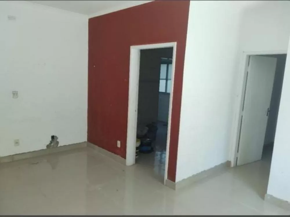 Apartamento à venda com 3 quartos, 74m² - Foto 2