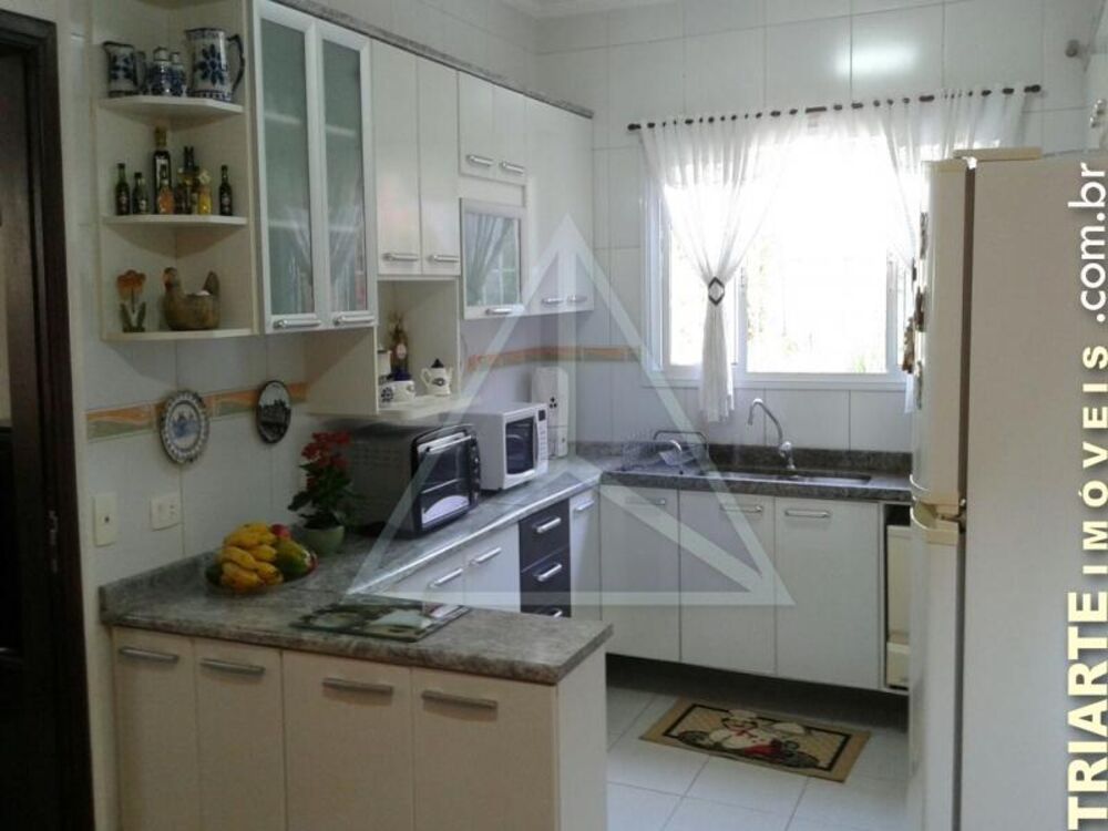 Sobrado, 3 quartos, 200 m² - Foto 3