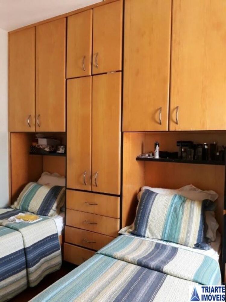 Apartamento à venda com 2 quartos, 62m² - Foto 3