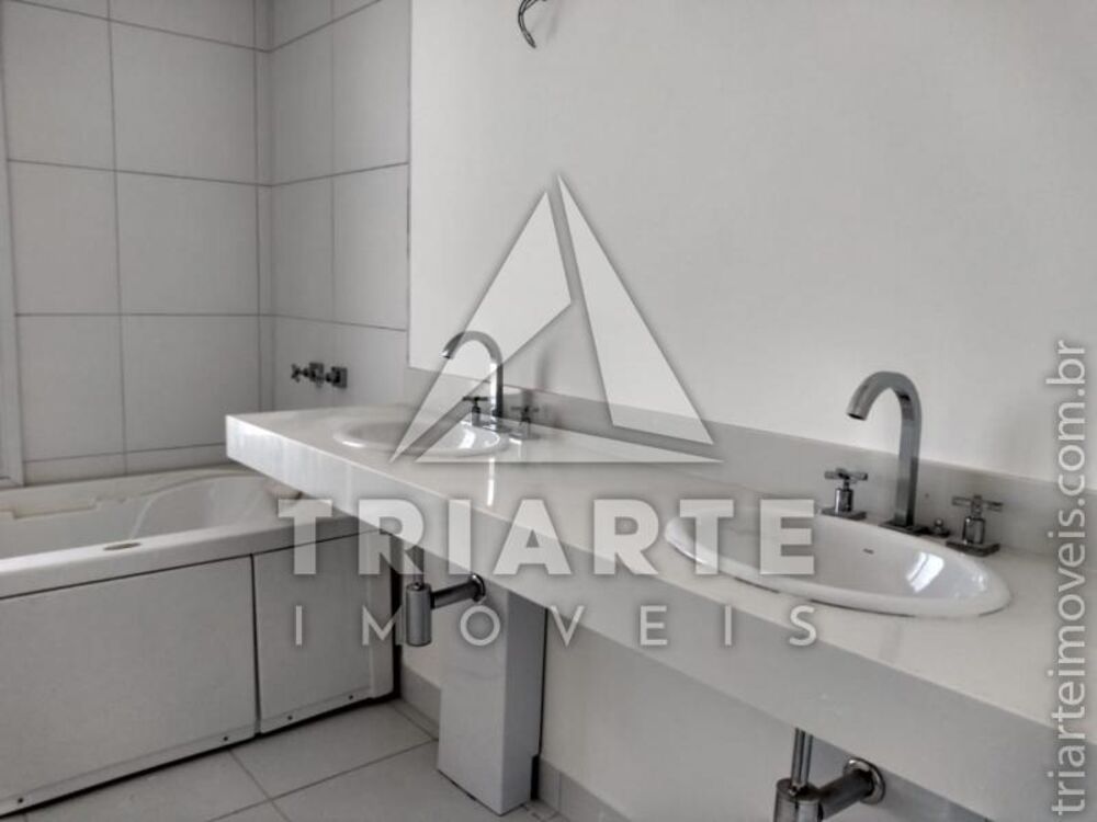 Apartamento à venda com 3 quartos, 227m² - Foto 10